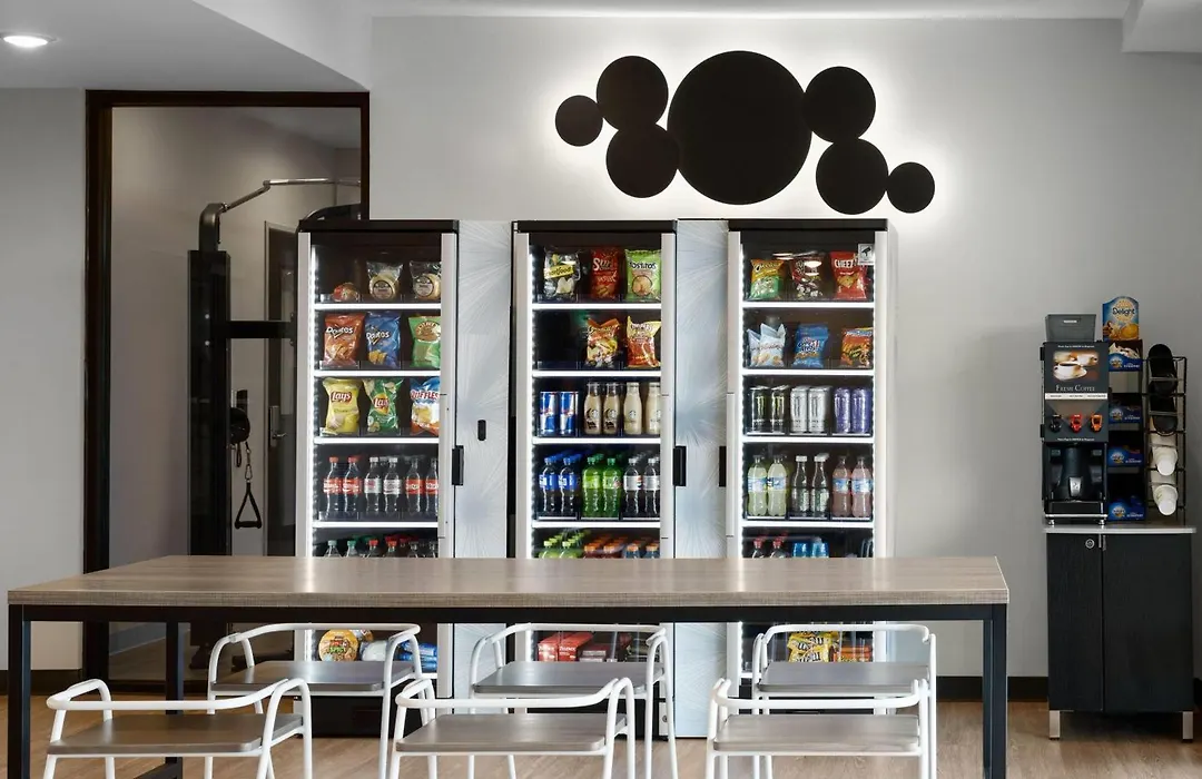Echo Suites Extended Stay By Wyndham Indianapolis Ameriplex-1